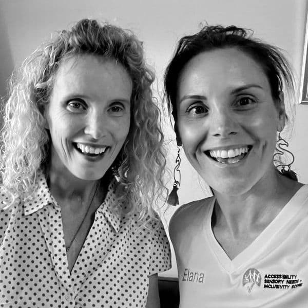 Elana the co founder of Moyai in a Selfie with Megan a Moyai supporter.